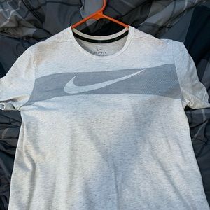 White Nike T-Shirt - Size Medium